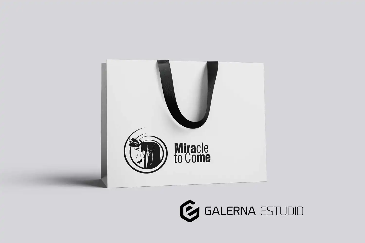Diseño de carpeta corporativa marca de moda