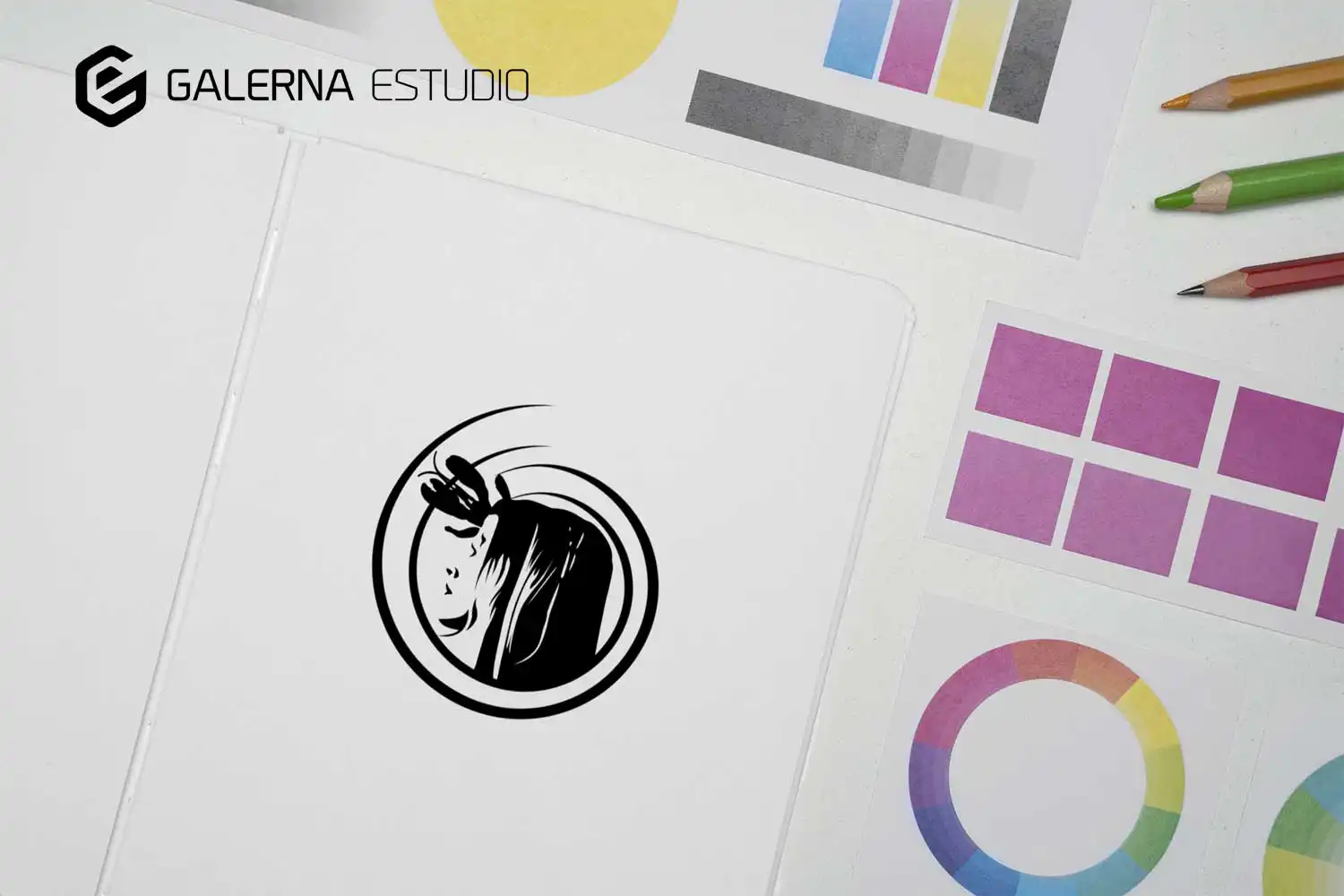 Diseño gráfico marca moda